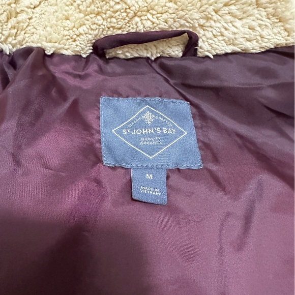 St. John’s Bay Bold Burgundy Coat Faux Fur Women’s Size Medium NWT - Picture 11 of 14